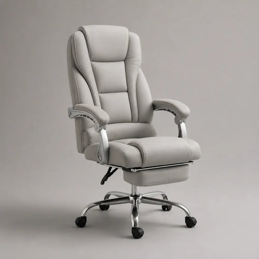 Sedia da ufficio girevole in ecopelle PU con schienale alto imbottito struttura in acciaio cromato base a cinque razze con ruote colore grigio chiaro 62x68x110 cm